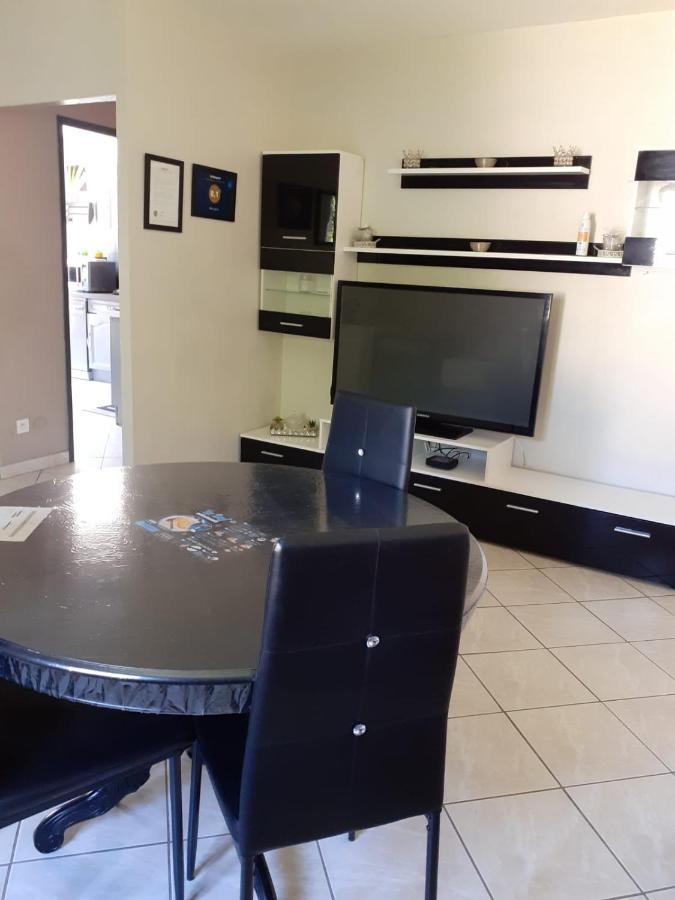 Villa Jasmin Carpentras Luaran gambar
